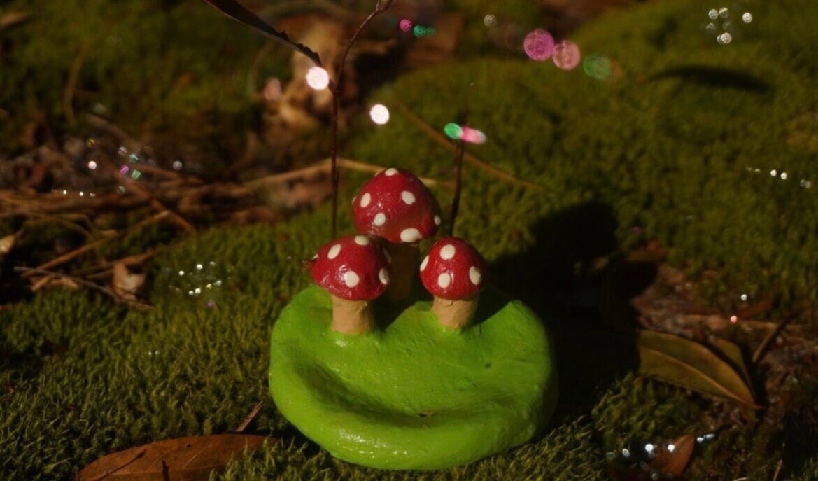 clay mushies incense holder