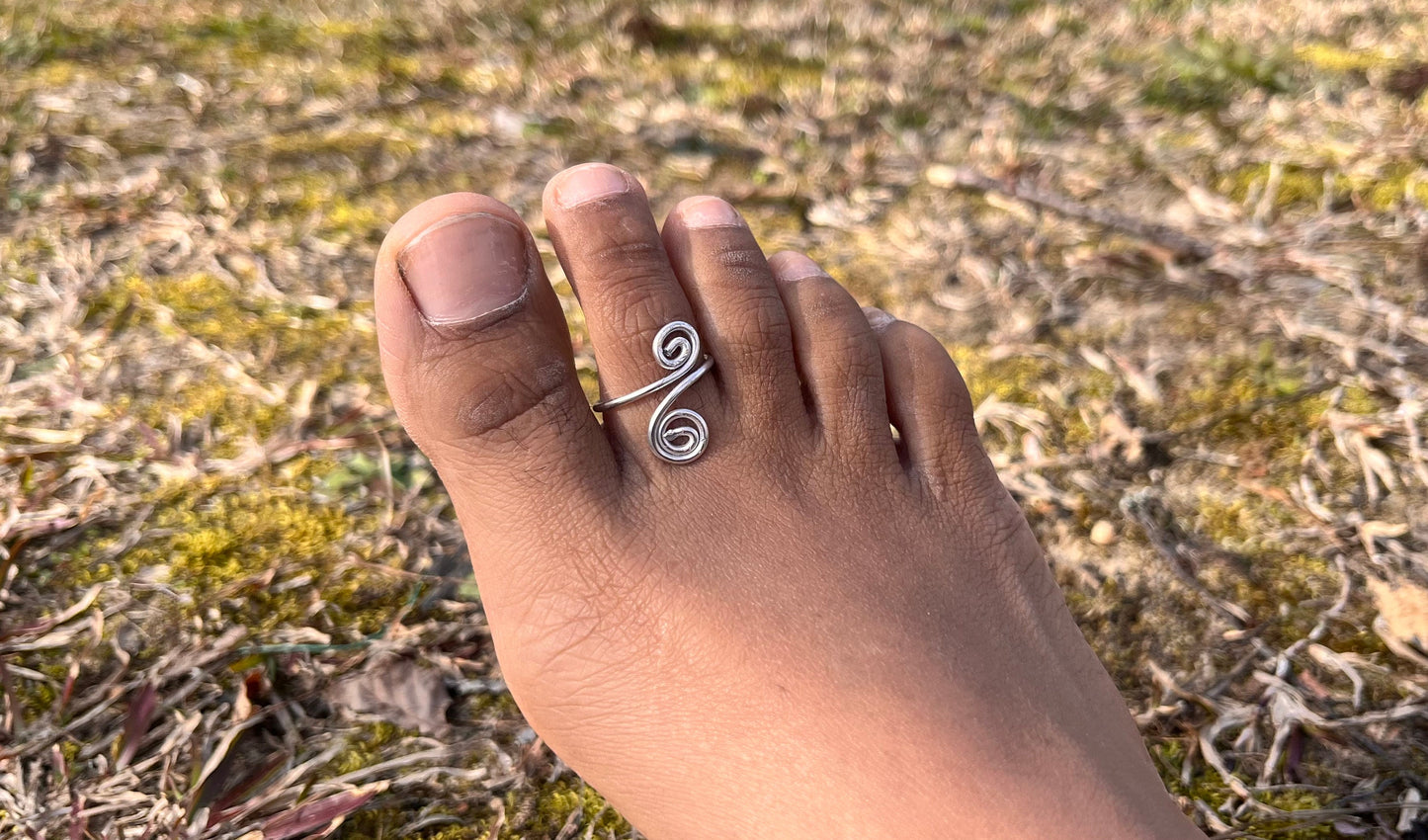 double spiral toe ring