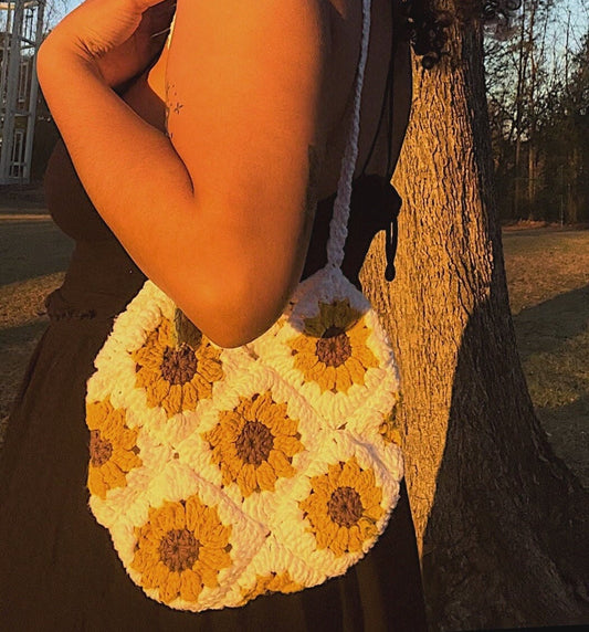 crochet sunflower tote